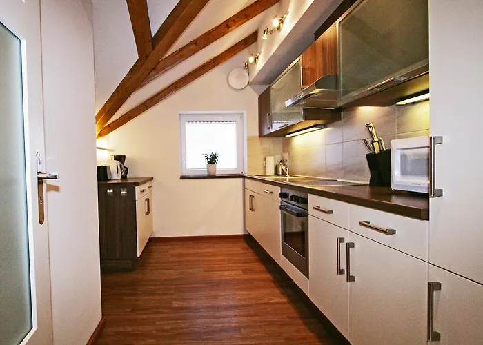 Am Kurpark -wohnung 3,150qm- Mit Lift * جارمش بارتنكيرشن