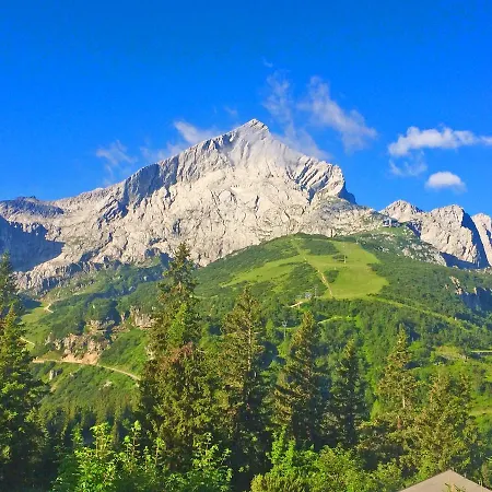 Appartamento Am Kurpark -wohnung 3,150qm- Mit Lift Garmisch-Partenkirchen